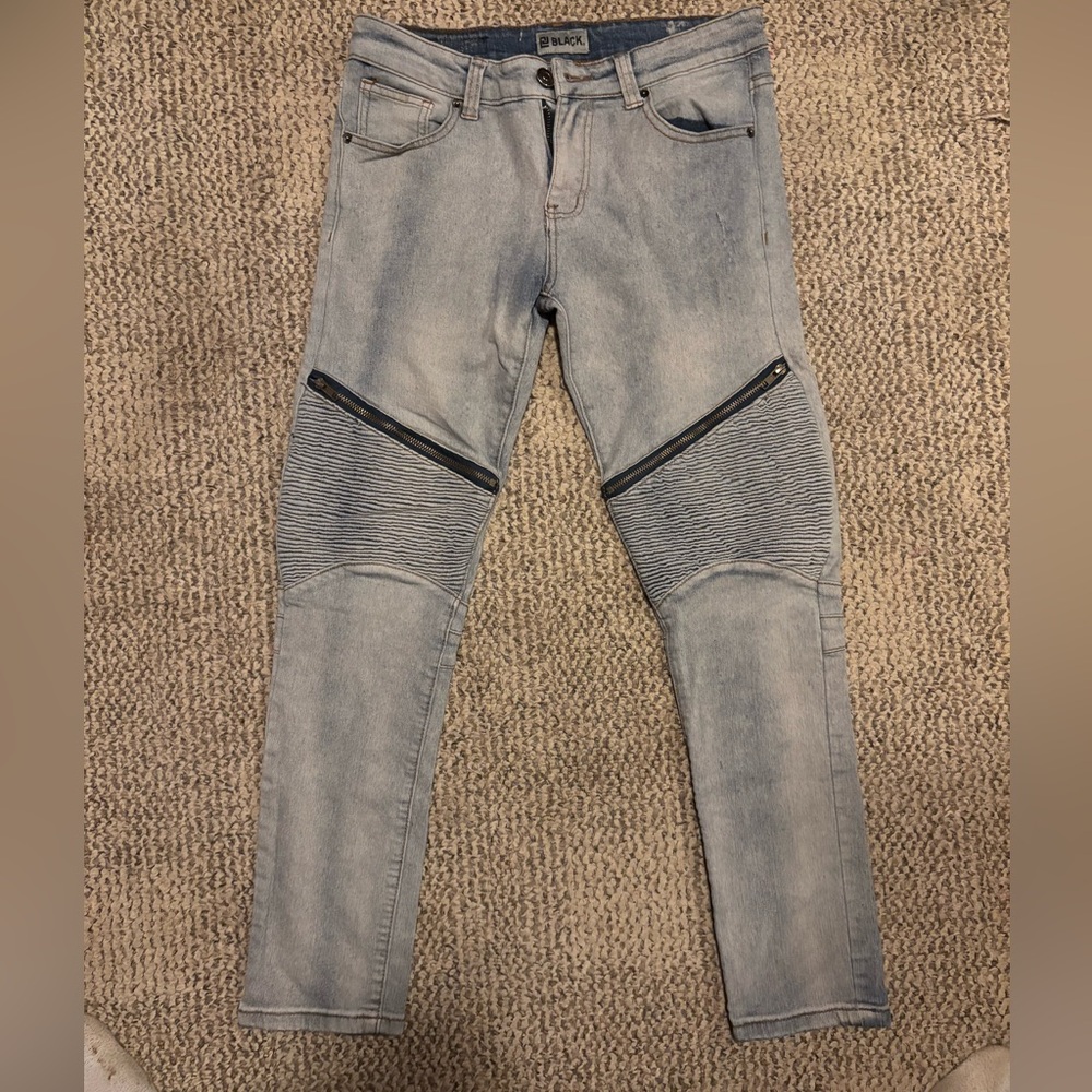Men's Light Blue Jeans with Zipper Detail